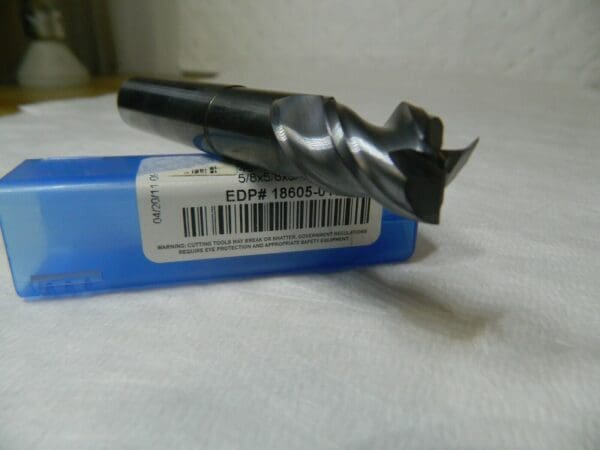 Niagara Cutter Straight Shank End Mill 5/8" x 4" OAL Solid Carbide 3FL 18605-010