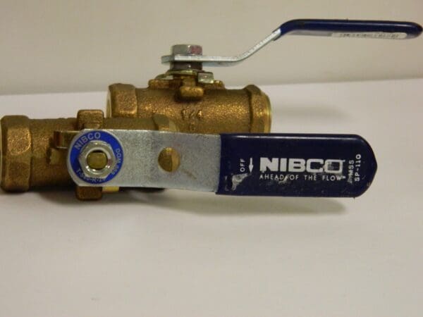 Nibco Bronze Ball Valves 600 WOG 1/4" Threading QTY 2 T-560-R-20