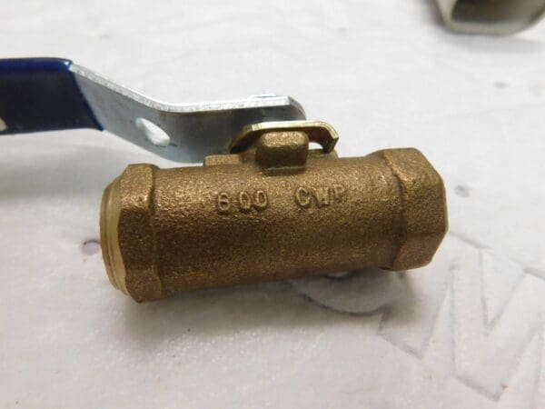 Nibco Bronze Ball Valves 600 WOG 1/4" Threading QTY 2 T-560-R-20