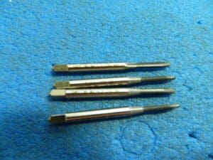 OSG Spiral Point Plug El Qty. 4 3" - 48 H1 2-Flute #1201002