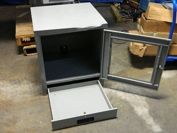 Edsal Cabinet Enclosure 26" x 22" x 21" CRT Computer Monitor #CSC6900AGY