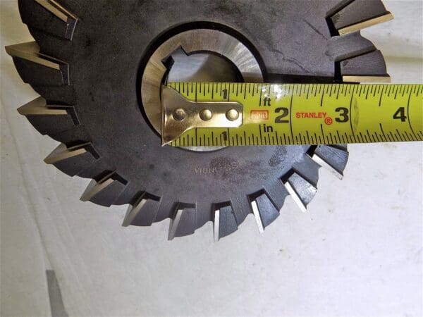 Interstate HSS Straight Teeth Side Milling Cutter 6" x 1" x 1-1/4" 03016649