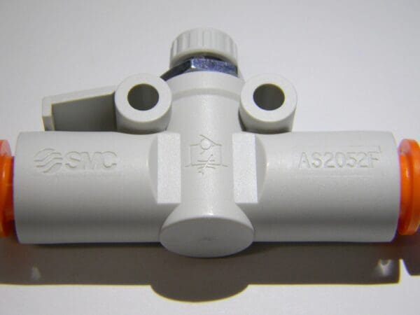 SMC Pneumatics Flow and Speed Control Valve 5/16" Tube OD x 1/4" Body AS2052F-09