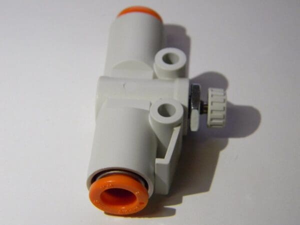 SMC Pneumatics Flow and Speed Control Valve 5/16" Tube OD x 1/4" Body AS2052F-09