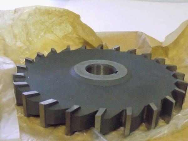 Precision HSS Side Milling Cutter 6" Dia x 3/4" W #301-6482