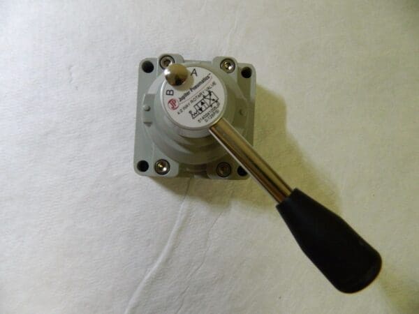 Jupiter Pneumatics 1/2" NPT 4/2 Way Rotary Valve W/I Cock Device 5140241005JP