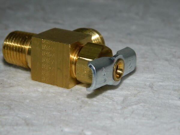 Eaton Instrumentation Needle Valves 150Psi 3/8 x 1/4" Pipe Brass Qty. 4#330