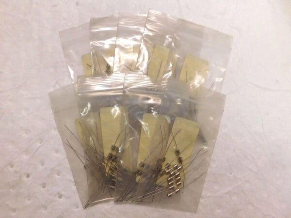 Ferraz Shawmut Fast Acting Mini Glass Fuse 350V 0.75A 10PK Lot of 9 #SMG-V3/4