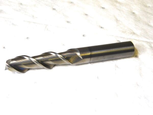 Kennametal Carbide End Mill 5/8” Dia 2Fl 2.75” LOC 5/8" Shk Diameter 5”L 3900311