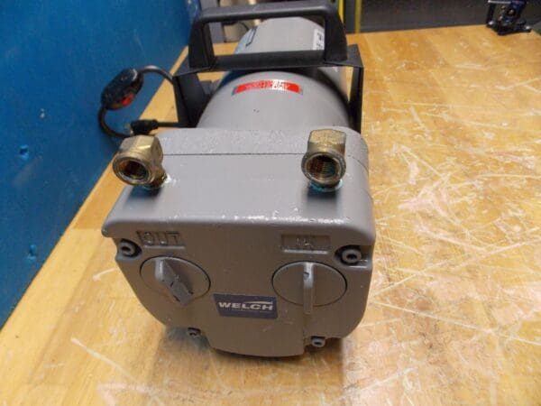 Welch Rotary Vane Vacuum Pump 3.2 CFM 1/3 HP 115 V Model #8120B-01 REPAIR