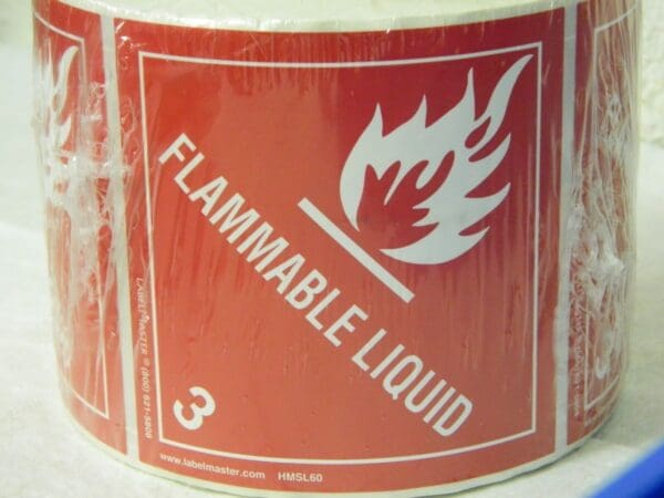 Labelmaster Flammable Liquid Label 100 mm x 100 mm 500 Count Roll HMSL60