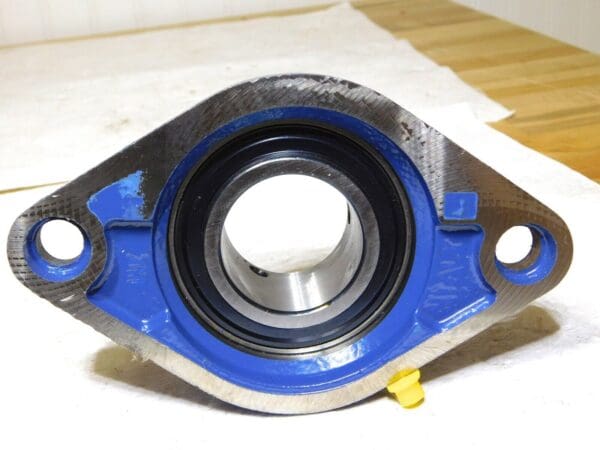 SKF 2-Bolt Ball Bearing Flange Unit 1-15/16” ID 1.9375” Shaft Size FYT 1.15/16TF