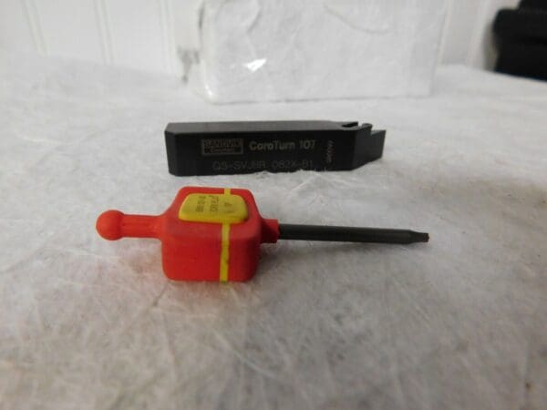 Sandvik Neutral Rake Indexable Turning Toolholder 5738212