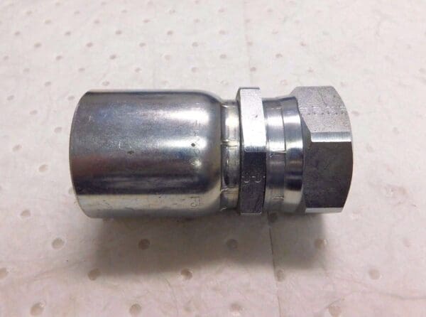 PRO Hydraulic Crimp Fitting 1 1/4" Hose x 1 1/4" FJIC Straight 316 LHY20-20FJ