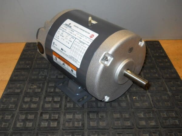 US Motors / Emerson 1/3HP General Purpose TENV Motor 230/460V 3PH TN13S2B