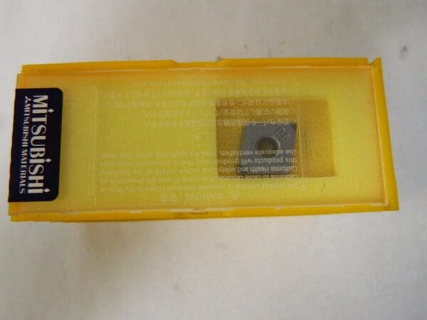 Mitsubishi CNMA432 Grade MB825 Turning Insert QTY 5 60732096