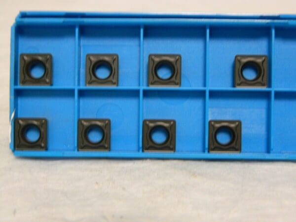 Valenite Carbide Inserts SCMT32.52 PM4 5625 Carbide TiN Qty. 8 00130