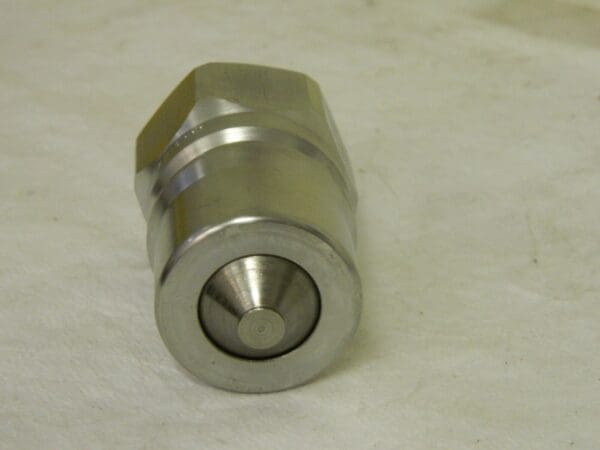 Parker Snap-Tite Valved Nipple 1" 303 SS 3000 PSI S72N16-16F