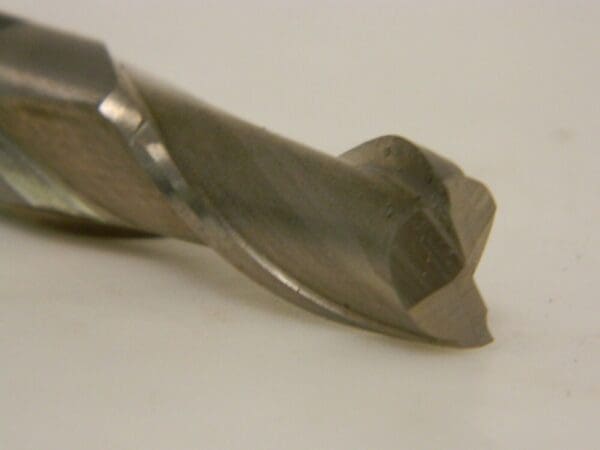 MHC HSS Sq End Mill 9/16" 1-1/8" LOC 5/8" Shank Diam 4-1/2" OAL 2 FL 01700368