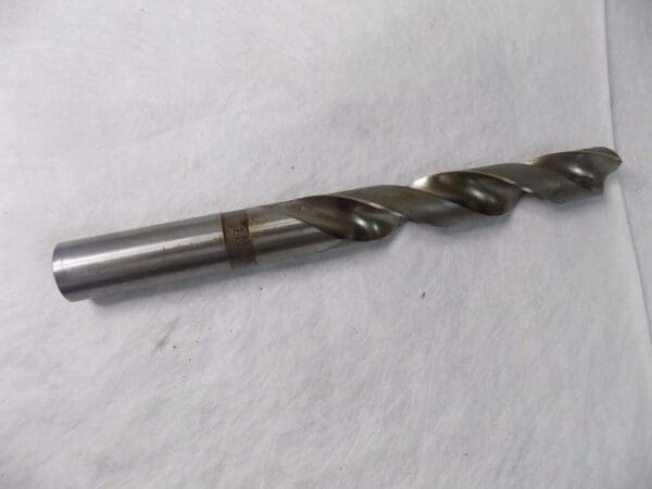 Ampco Parallel Shank Twist Drill 1-13/64" 118º RH Taper Length 2FL HSS