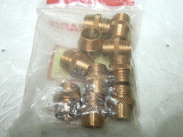 Bernard Nozzle 3/4" Bore Copper T Qty 10 6318B