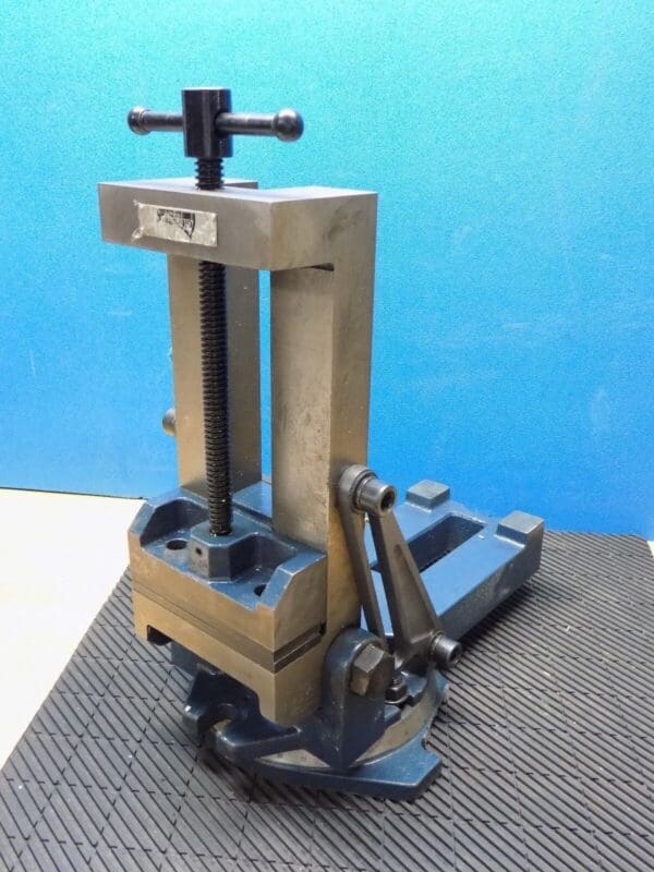 Gibraltar Adjustable Angle Machine Vise w/ Swivel Base 6" Jaw Width 6" Opening