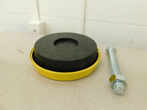 Studded Socket Mount Leveling Mount 13000Lb Cap M24x3 Thread 52229-M24