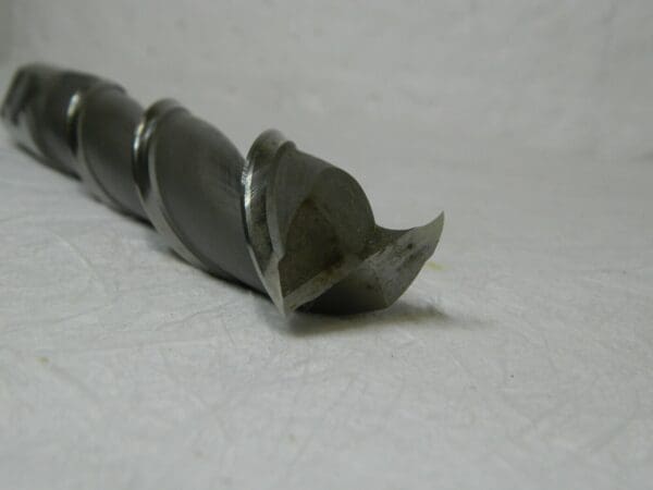 Nachi HSS Sq End Mill 1-1/4" 6" LOC 1-1/4" Shank Dia 8-1/2" OAL 2 FL 01902741