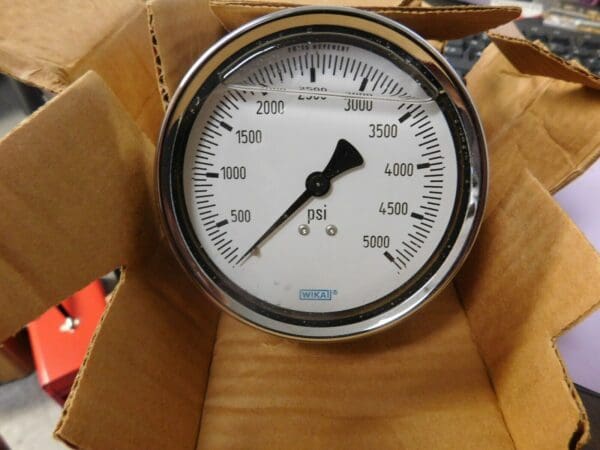 Wika 4" Dial 1/4 Thread 0-5,000 Scale Range Pressure Gauge 9314520