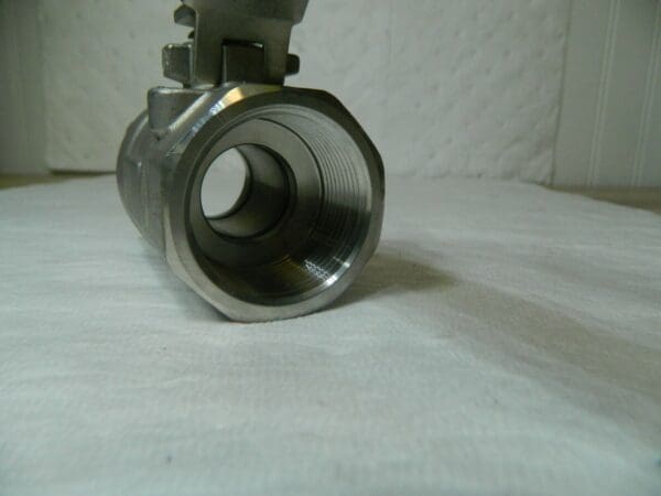 Legend 1-1/4" Fnpt X Fnpt T-715 Stainless Steel Large Port Ball Valve 113-106