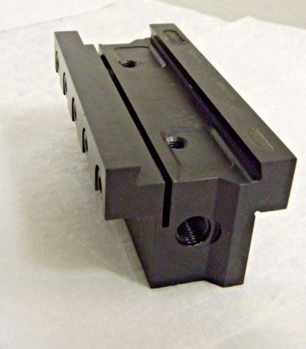 Hertel Cut-off Block HU-24-46K-E 2000427