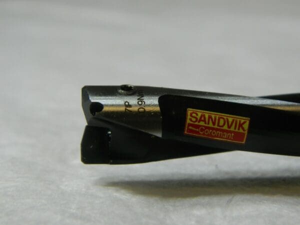 Sandvik Replaceable-Tip Drill 13-13.49mm 5/8" Shk Dia 5.2362" OAL 6035654