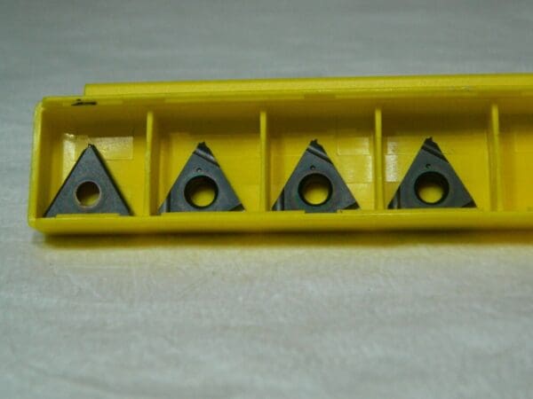 Kennametal 16NL Internal Left Hand ISO Laydown Threading Insert Qty 4 1724494