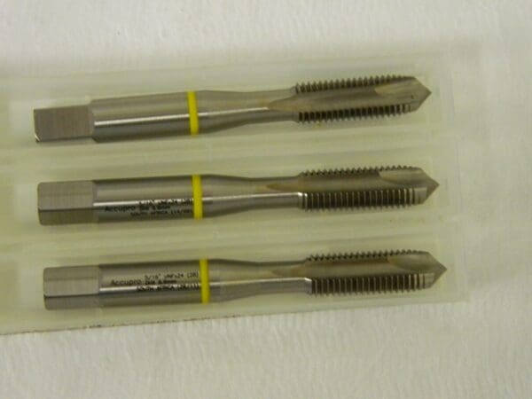 Accupro Spiral Point Taps 5/16-24 UNF 2-Flute HSSe Qty 3 55357743