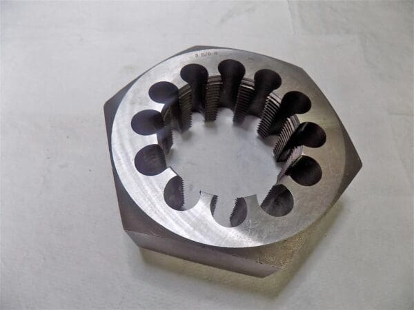 Interstate Hex Rethreading Die 3-5/8-8 UNS 2.25" Carbon Steel 365-3585