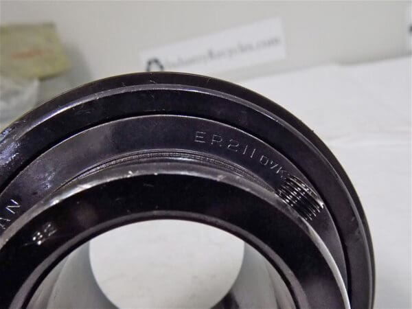 FYH Bearing Free Spin Bearing Insert 2" ID x 3.93" OD #ER21132DSK3X