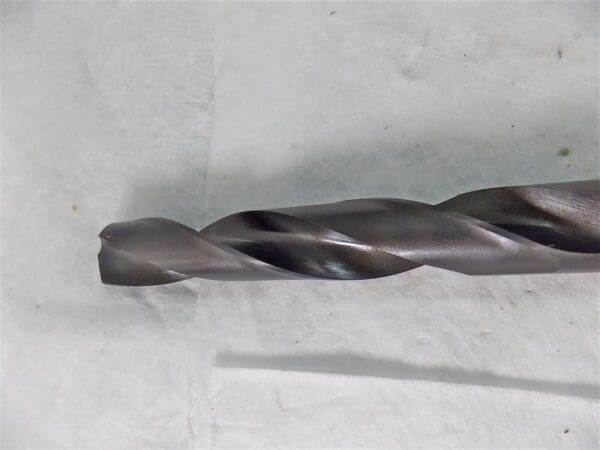 Industrija Alata HSS Straight Shank Twist Drill 1-11/32" 118º RH Taper Lgth 2Fl