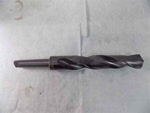 Industrija Alata Taper Shank Drill Bit 4MT 1-59/64" x 17.5" HSS #60005949