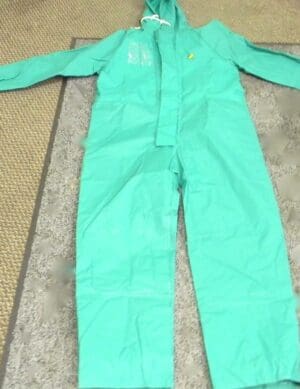 Onguard 71022SM00 Size Small Green, Zipper Front Coverall