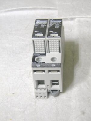 Cooper Bussmann Surge Protection 1Phase 120/240V 3Wire 2 Pole 3.93”L BSPM22403GR