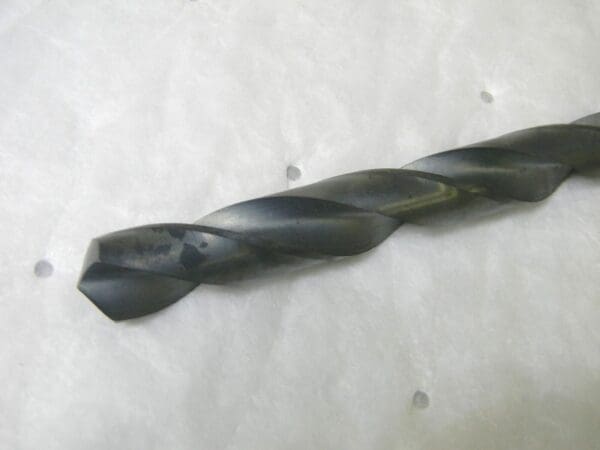 Interstate 3MT Taper Shank Drill Bit 27/32” HSS 118º PT 10” Fl Lgth RH 15” OAL