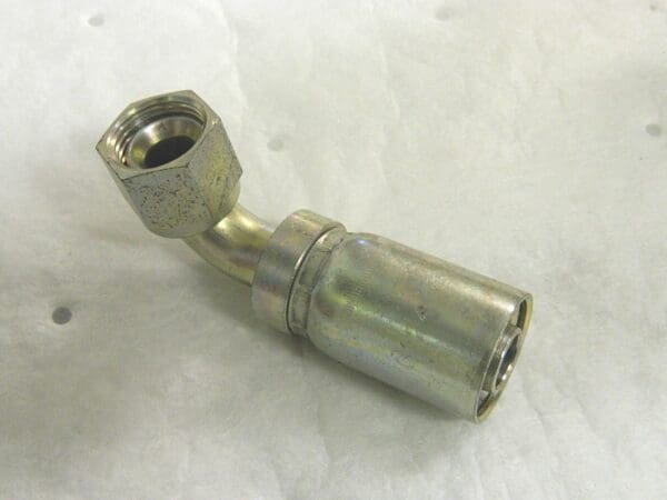 Royal Brass & Hose Hydraulic Hose Fitting Elbow 7/8-14" NPT 10U-670