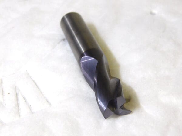 Kennametal Solid Carbide Drill Slot End Mill 16mm Dia 3Fl 92mm OAL 2226753