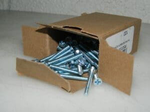 Pro Flat Head Machine Screws 1000 Pack Phillips Drive #6-32 UNC 1" OAL 87913463