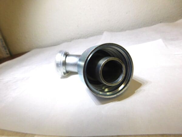 Parker Hydraulic Elbow Hose Fitting 67-1/2º 1.25” Code 61 Flange11871-20-20 USA