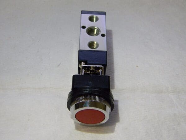 Jupiter Pneumatics Flush Palm Mechanical Valve 1/4" NPT 5/2 Way 5250221611JP