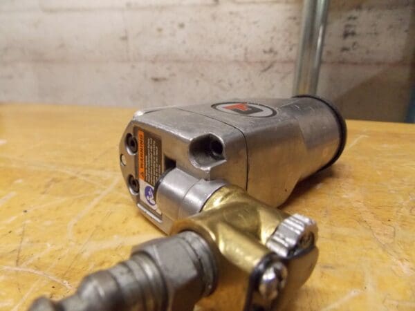 Universal Tool Pneumatic Impact Wrench 3/8" Drive 11000 RPM #UT2025R REPAIR