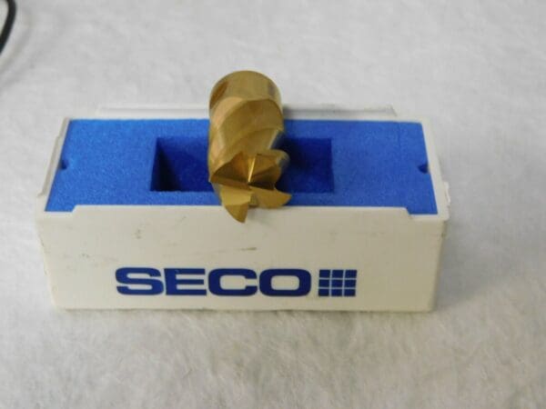 Seco MP16 E04 Grade F40M Carbide Milling Tip Insert 52036