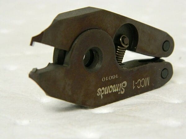 Simonds Inc. Air Cutter Heads Angle: 45.00 Cutting Capacity (mm): 0.76 MCC-1