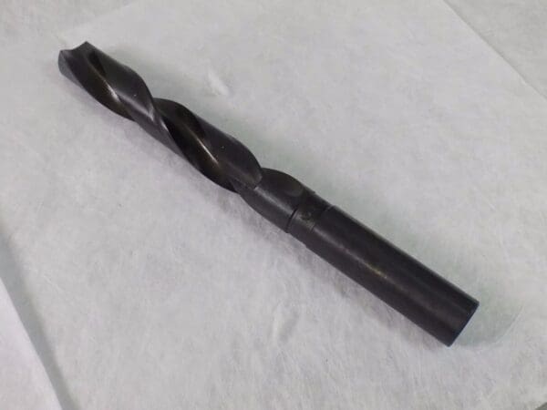 Industrija Alata HSS Straight Shank Twist Drill 1-13/64" 118º RH Taper Lgth 2Fl